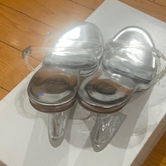 Raye Vienne Heel, Size: 7.5 - Picture 9 of 11